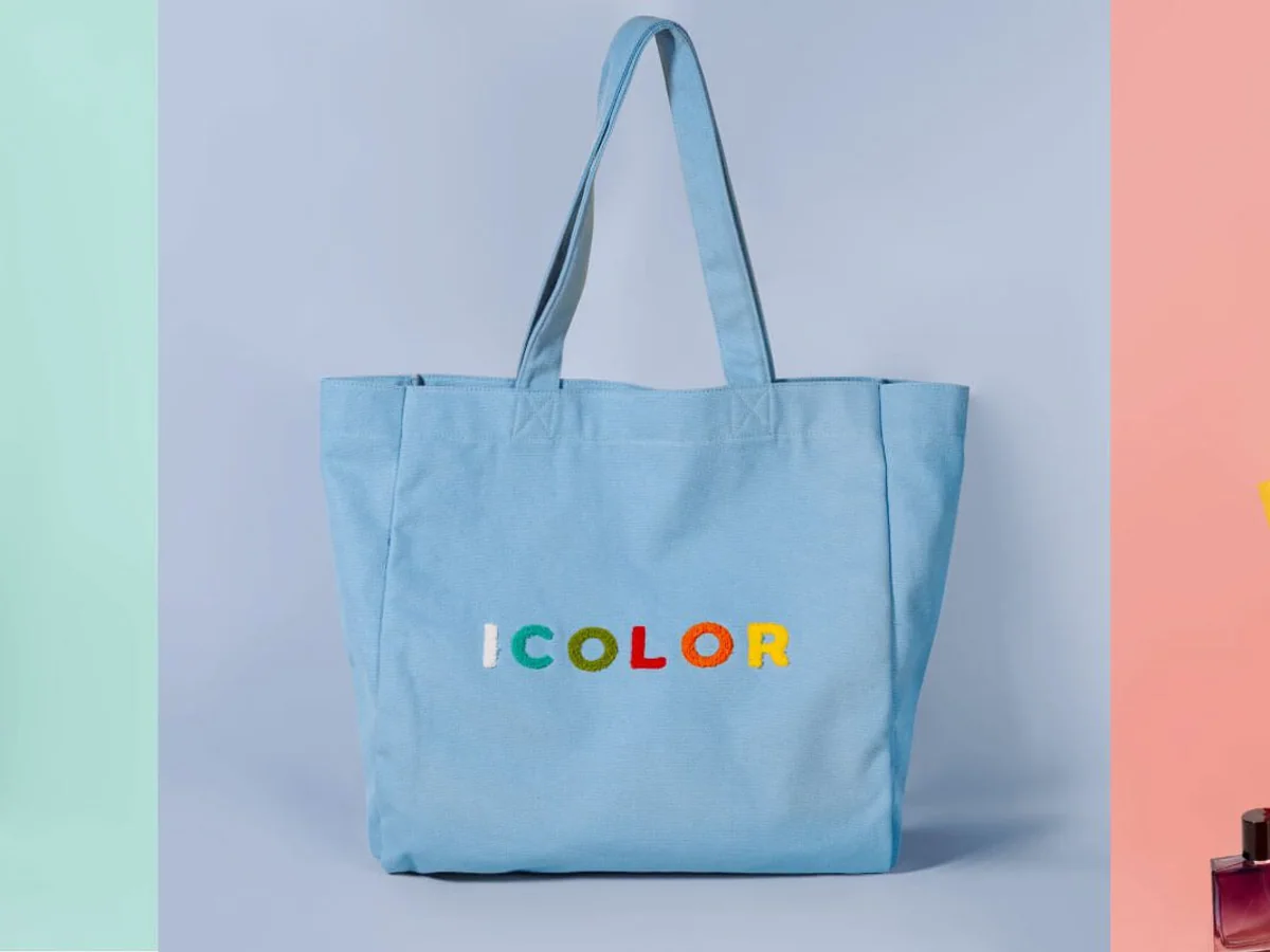 Screen printing logo process example for custom tote bags