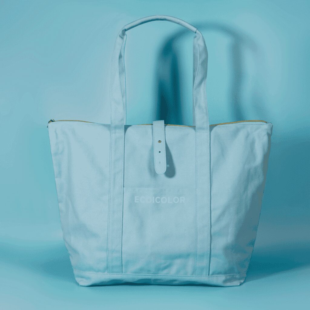 Split shipment planning for custom tote bag orders with multiple delivery markets